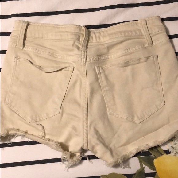 High rise shorts - Picture 3 of 3